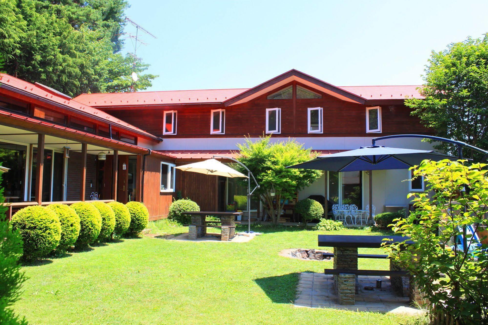 Pension Field Hokuto  Buitenkant foto